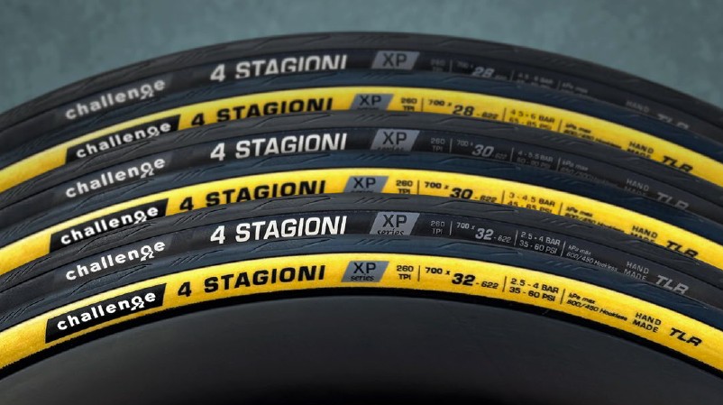 CHALLENGE BUITENBAND ROAD 4 STAGIONI - HOOKLESS COMP {XP} {TLR} (OPEN TUBULAR) ZWART/TAN