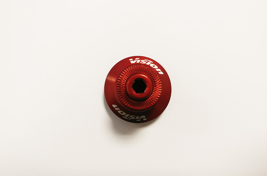 VISION ACC SPARE-PARTS CAPUCHON D'AXE POUR MOYEU ARRIÈRE ROUGE VT-620 {MW248}