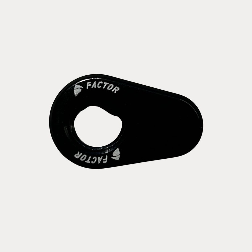 BLACK INC ACCESSOIRES E-THRU 12MM DROPOUT INSERT  -  AL7075-T6  -  BLACK ANODIZED LASER ETCHING LOGO