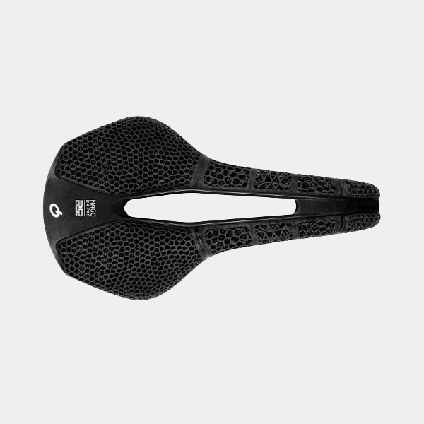 PROLOGO SADDLE NAGO R4 3D PAS (NACK RAIL) {137MM} HARDBLACK