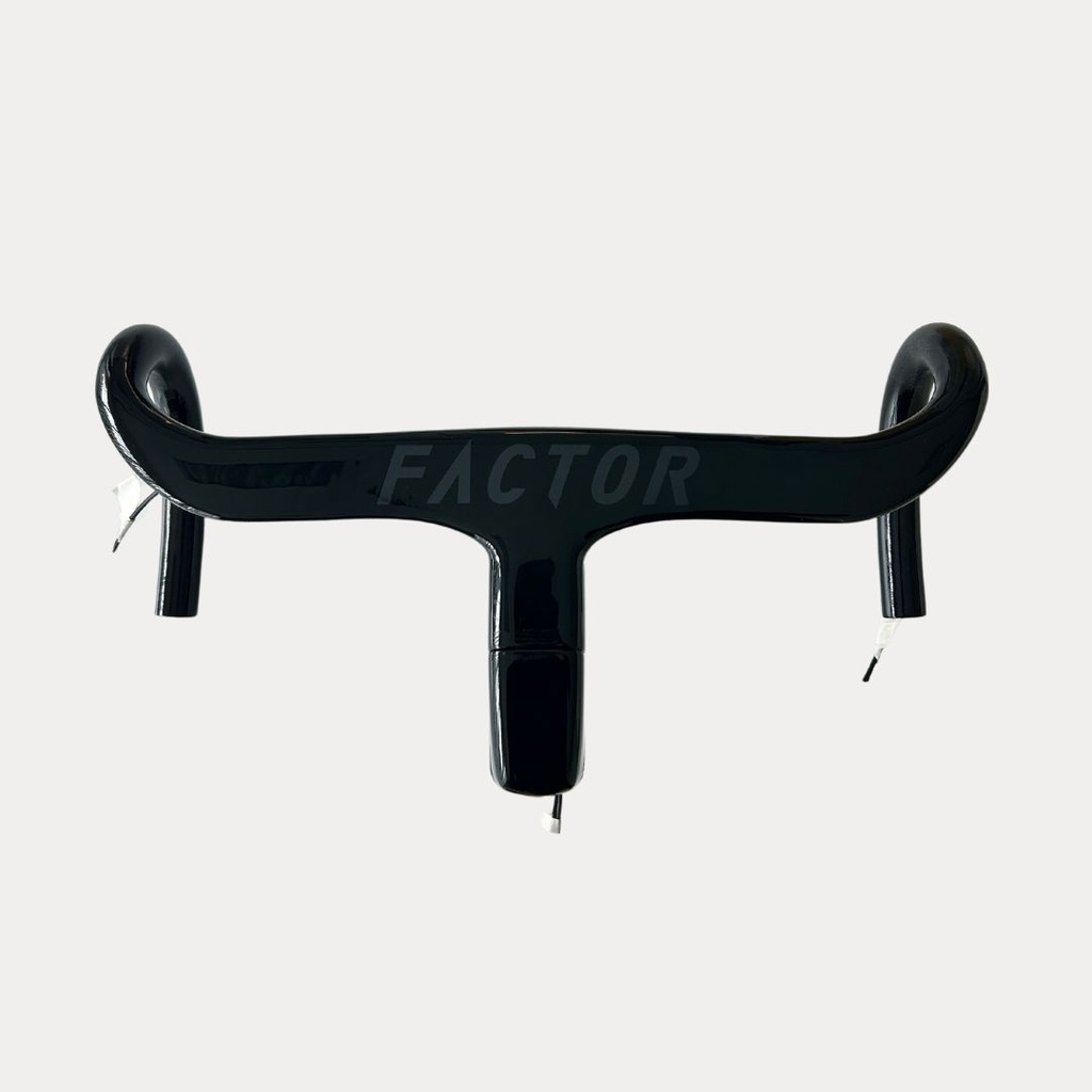 BLACK INC INTEGRATED AERO CARBON COCKPIT FOR ONE (2018)