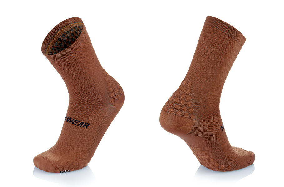 MBWEAR SOCKS - COMFORT H15 - BROWN